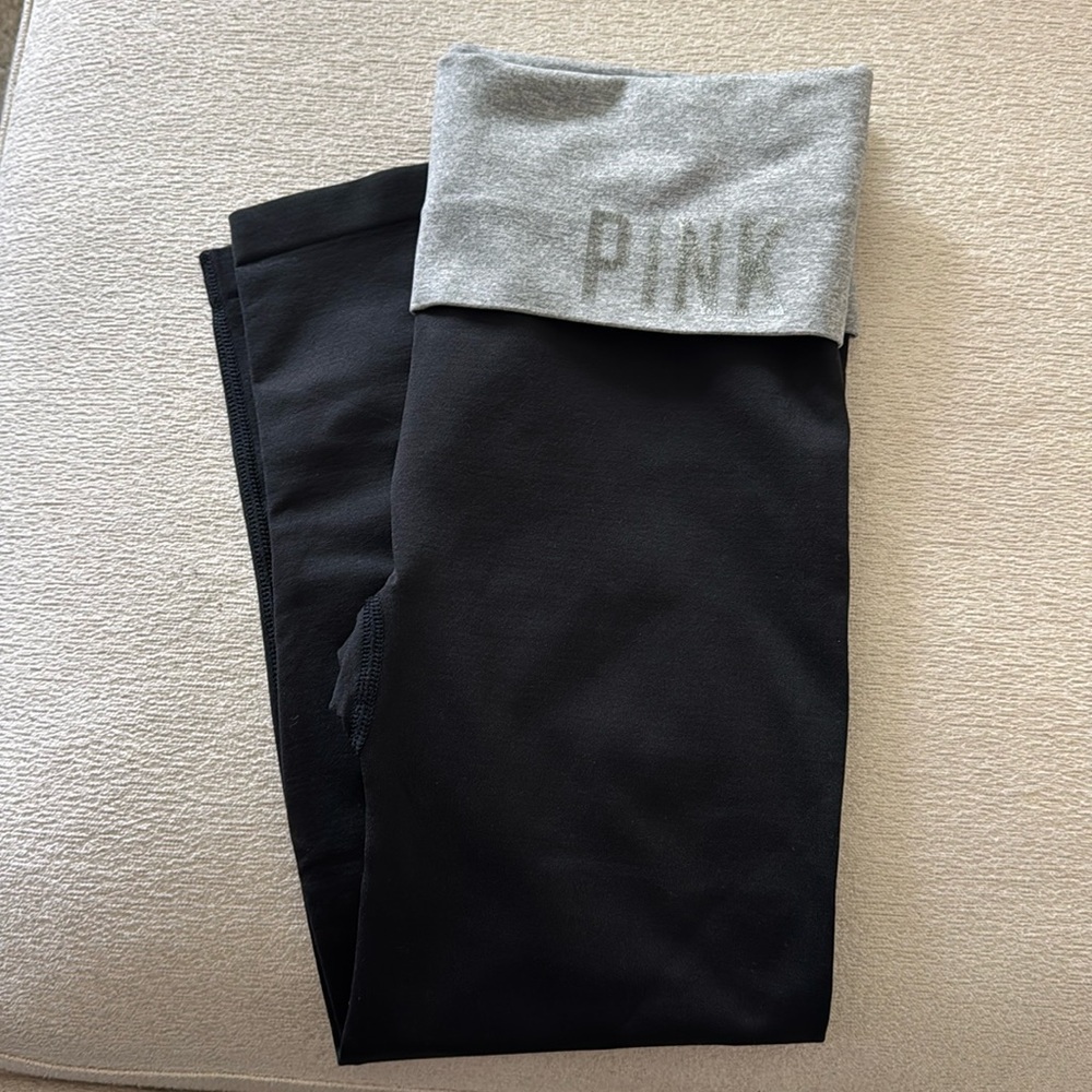 Cropped PINK Yoga Leggings